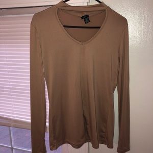 Long sleeve with built in choker